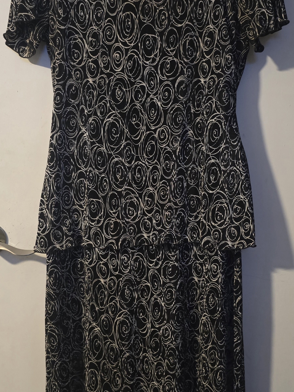 connected apparel Black and White Swirl Tiered Midi Dress